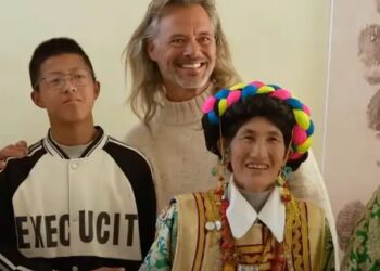 He Becomes Village Chief in Yunnan After Exploring 110 Countries