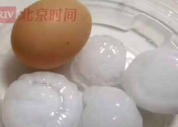 Beijing’s Wild Weather:From 30°C Heat to Egg-Sized Hail in Hours