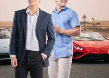 China’s Newest Stress-Busting Craze：women pay ￥99 to unwind with