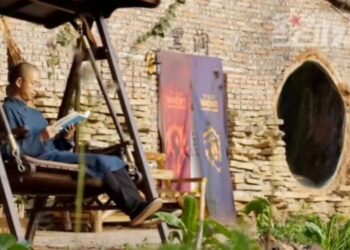 Chinese man refuses to work/ get married, lives in a cave