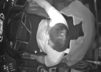 South Korean Consulate Honors Heroic Bus Driver in Zhangjiajie