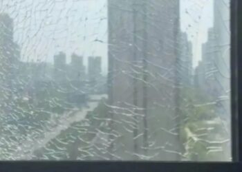 Record Heatwave Triggers Wave of Glass Shattering Across China