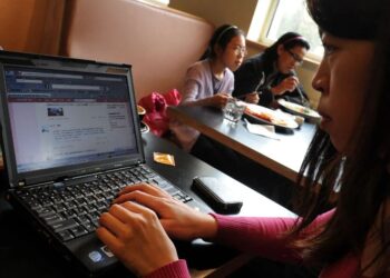 Reminder from China Internet Police, Man Detained for Comment