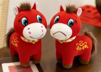 Mis-Stitched Horse Plushie Becomes Viral Sensation in China