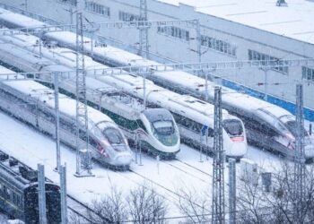 Cold Wave Sweeps Across China, Triggering Alerts and Emergency Measures