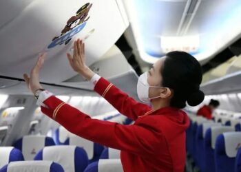 International Flight Cancellations Surge as Holiday Travelers Bear the Brunt