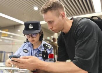 China Logs Record 369 Million Cross-Border Trips in H1 2026