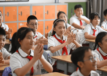 Multiple Chinese Regions Announce Spring, Autumn Holidays for Primary, Secondary School Students